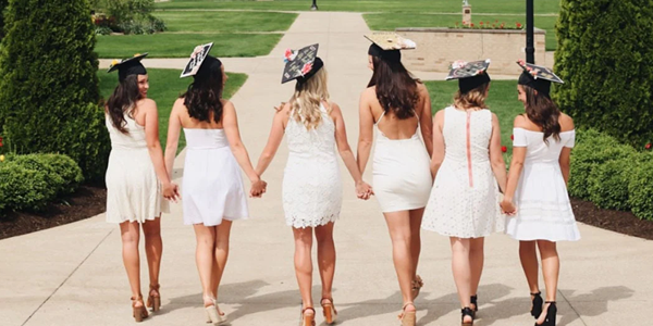 Graduation Dress Ideas Look Great In Every Photo